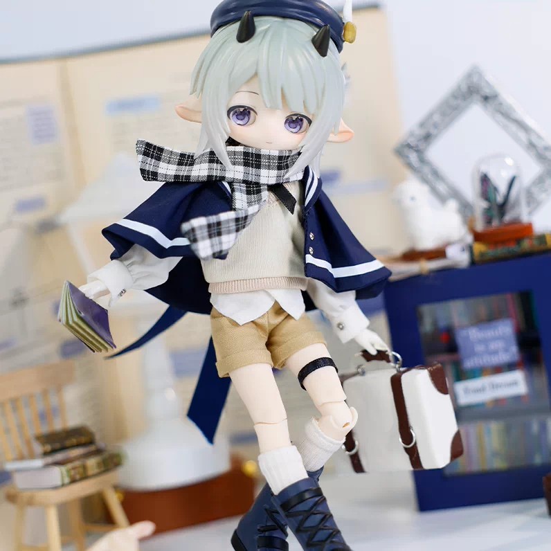 دمية ميراي دولز وويمسي كلوب ال - مراجعة Figure Display Box وسعره