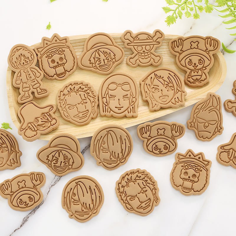 قالب طهي وتشكيل على شكل شخصيات - مراجعة Anime One Piece Merchandise وسعره